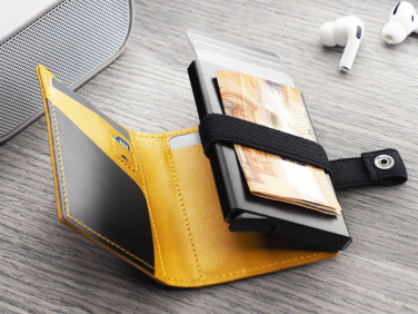 Logotrade werbemittel das Foto: RFID Geldbörse 1230131