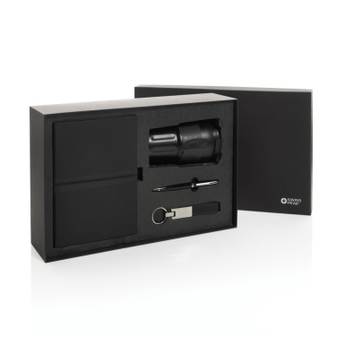 Logotrade Firmengeschenke das Foto: Swiss Peak RCS Deluxe Business-Set mit Becher