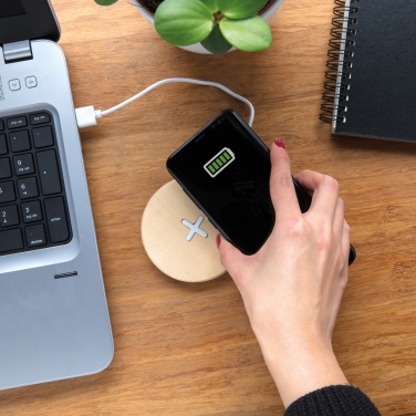 Logo trade advertising products picture of: 5W wood wireless charger