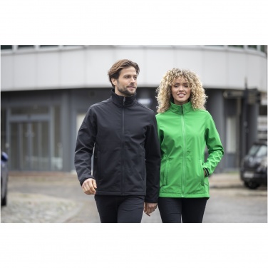 Logotrade firmakingituse foto: Maxson naiste softshell jope