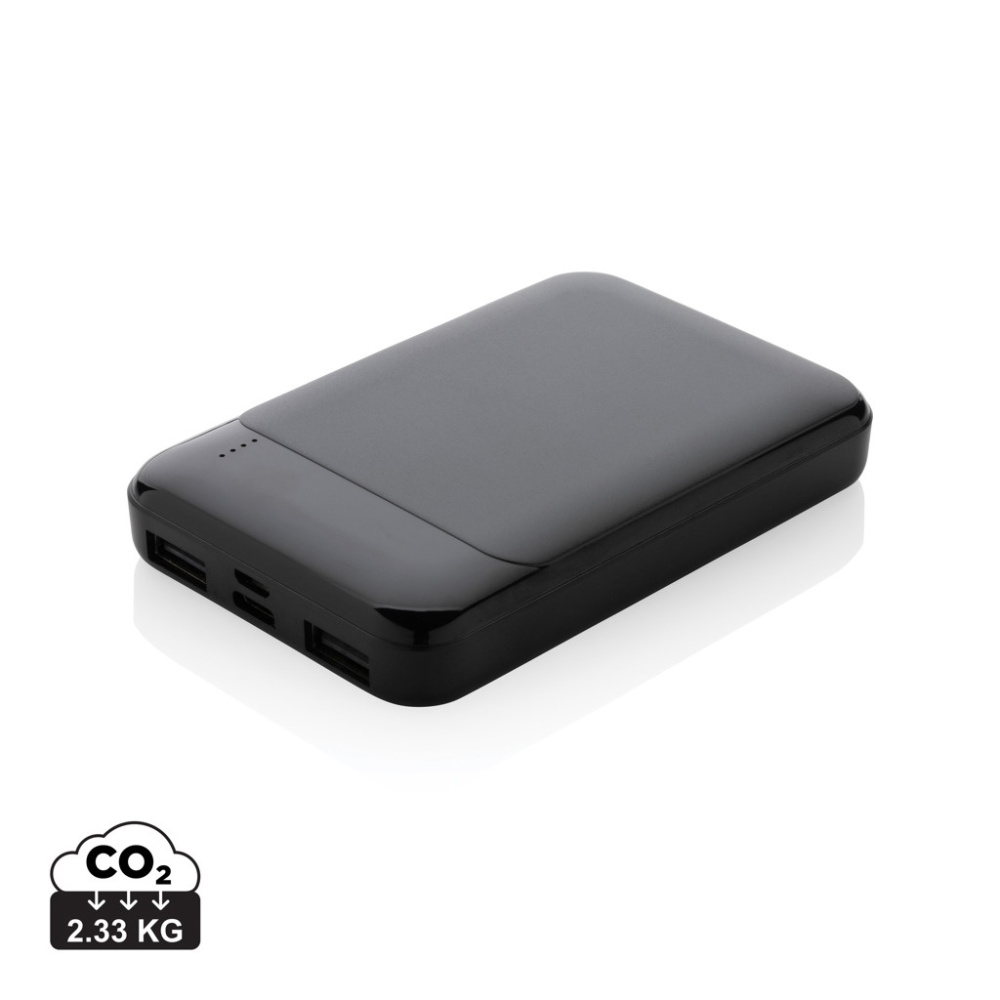 Logotrade firmakingituse foto: RCS taaskasutatud plastist 5000 mAh akupank