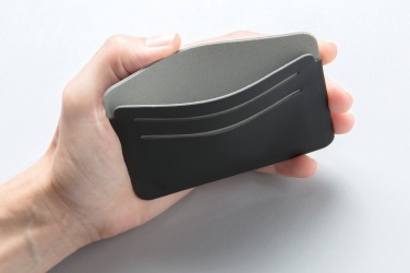 Logo trade reklaamkingi pilt: Quebeci RFID-kaardi omanik