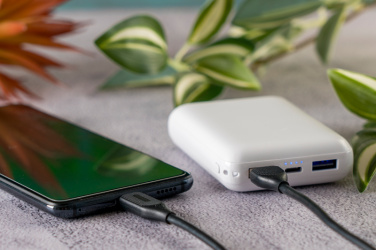 Logo trade reklaamkingi pilt: Akupank 10 000 mAh KILLIS