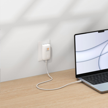 Logotrade reklaamkingituse foto: Belkin BoostCharge 3-pordiline seinalaadija