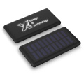SCX.design P30 8000 mAh valgustusega päikesepatareiga akupank, Täiesti must