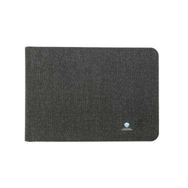 Logo trade reklaamkingituse pilt: Swiss Peak 15W magnetilise laadimisega sülearvutiümbris 14-15,6"