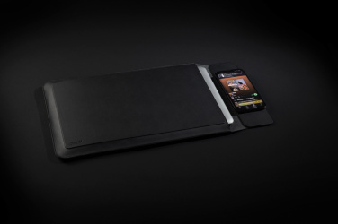 Logotrade ärikingitused pilt: Swiss Peak 15W magnetilise laadimisega sülearvutiümbris 14-15,6"