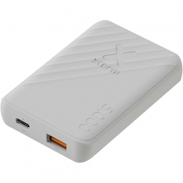 Logo trade mainoslahja ja liikelahja tuotekuva: Xtorm XG205 Go2 12 W:n ja 5 000 mAh:n pikalatausvirtalähde 