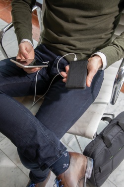 Logotrade mainostuotet kuva: Tusca 10.000 mAh PU varavirtalähde
