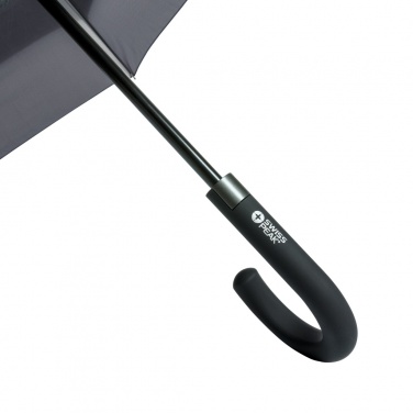Logotrade mainostuote tuotekuva: Swiss Peak AWARE™ 23"-27" laajennettava sateenvarjo