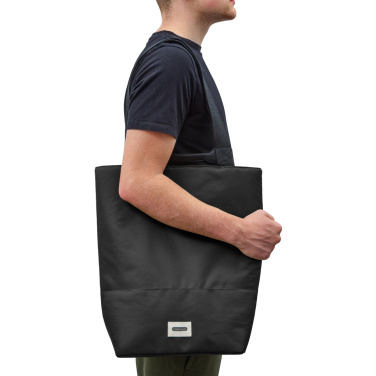 Logotrade mainoslahja ja liikelahja kuva: Black+Blum 16 L eristetty kauppa-/retkilaukku