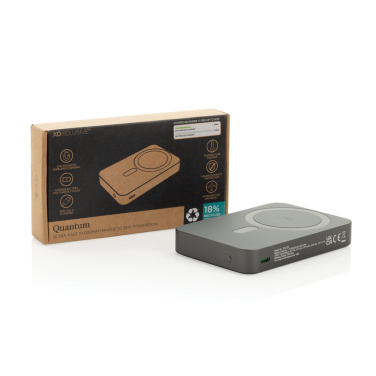 Logo trade mainostuote kuva: Quantum ultra-nopea 10 000 mAh magneettinen 25 W powerbank.
