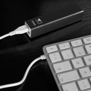 Logotrade ziemassvētku dāvanas foto: Metāla jaudas banka PORT HOPE 2200mAh