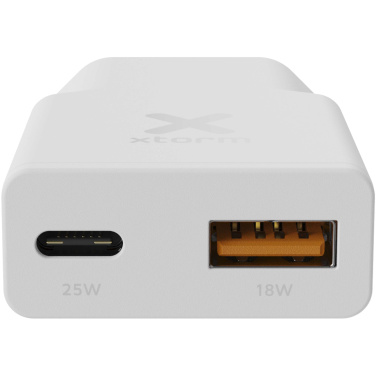 Logotrade ziemassvētku dāvanas foto: Xtorm XG2SL025 Go2 SlimLine 25W lādētājs