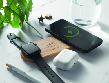Логотрейд бизнес-подарки картинка: 3 in 1 15W wireless charger
