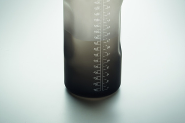 Логотрейд pекламные продукты картинка: RPET water bottle 2000ml