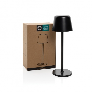 Logotrade reklamprodukter bild: Zenic RCS återvunnen plast USB laddningsbar bordslampa