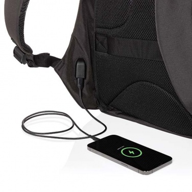 Logotrade reklamprodukter bild: Swiss Peak AWARE™ anti-ficktjuv 15.6" laptopryggsäck
