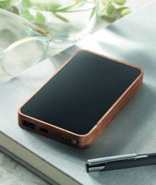 Logotrade profilreklam bild: Powerbank 4.000mAh trådlös