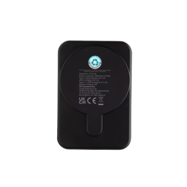 Logotrade presentreklam bild: Stellar RCS återvunnen plast 5000 mah 5W magnetisk powerbank