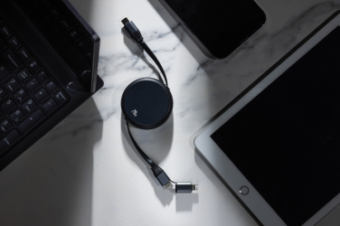 Logotrade profilreklam bild: Terra RCS återvunnen aluminium 240W utdragbar 2-i-1 kabel